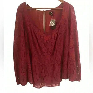 NWT Torrid Women’s Wine Lace Sweetheart Blouse 2X 18/20 L/S Button Zip Back